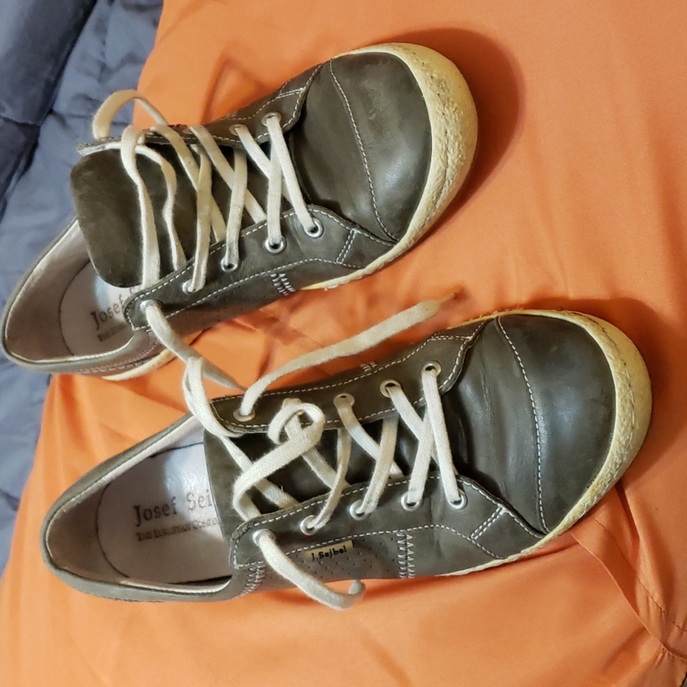 Josef Seibel Olive Green Casual Leather Sneakers